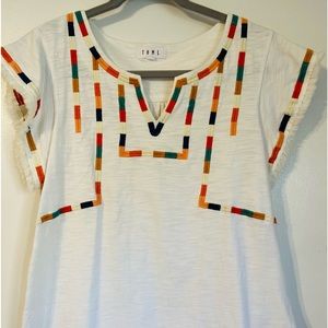 T H M L     Women’s Top